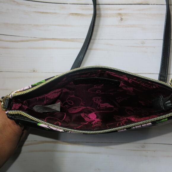 BETSEY JOHNSON Mini Cross Body Purse Wallet Bag Black/Roses Chain Strap - Picture 8 of 12